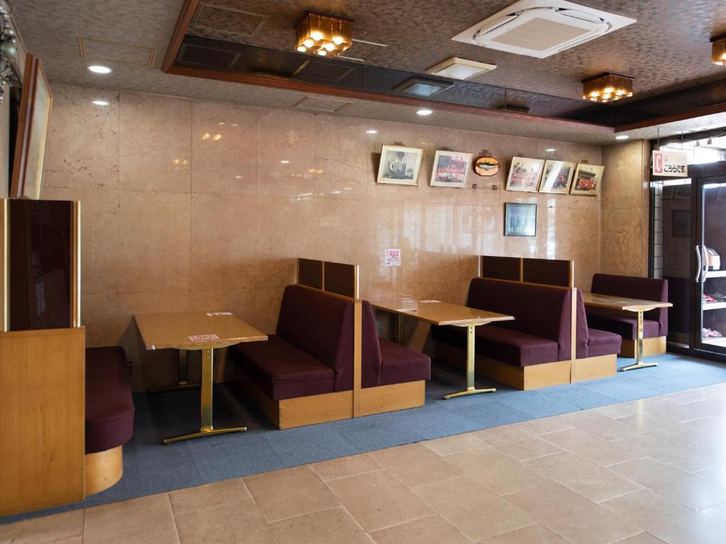 Posezení v ubytování Tabist Hotel Sun Plaza Fuefuki Isawa