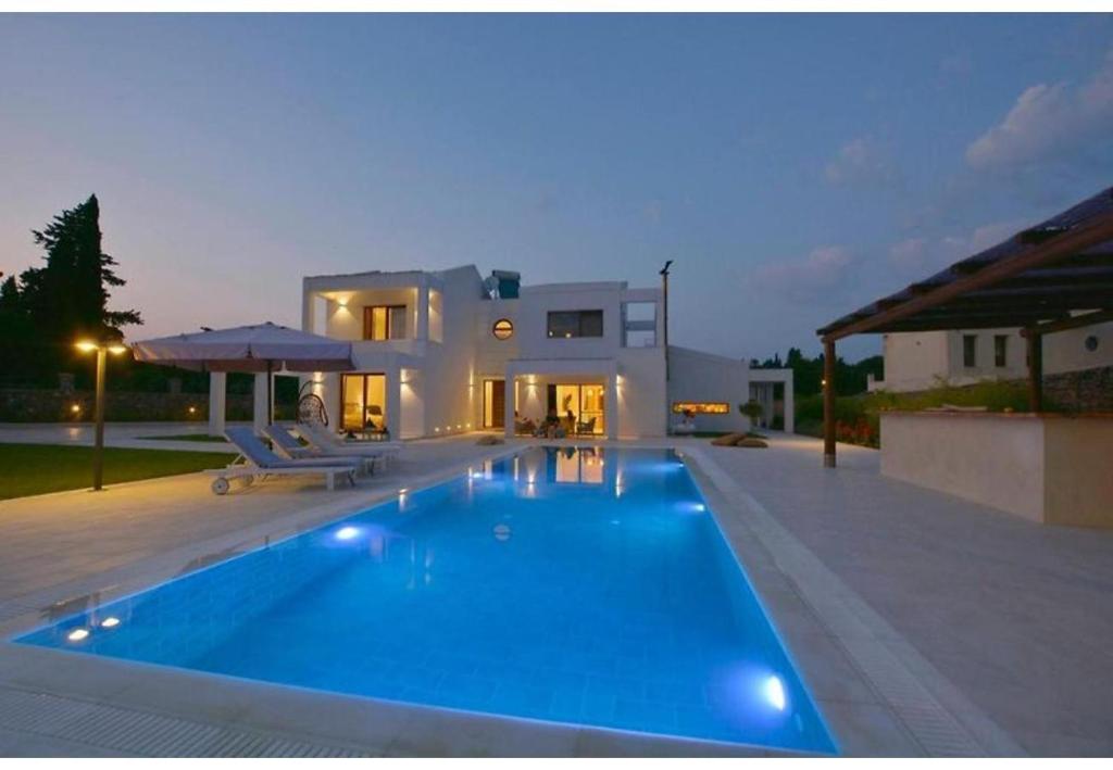 Sunlight Eros Villa - отзывы и видео