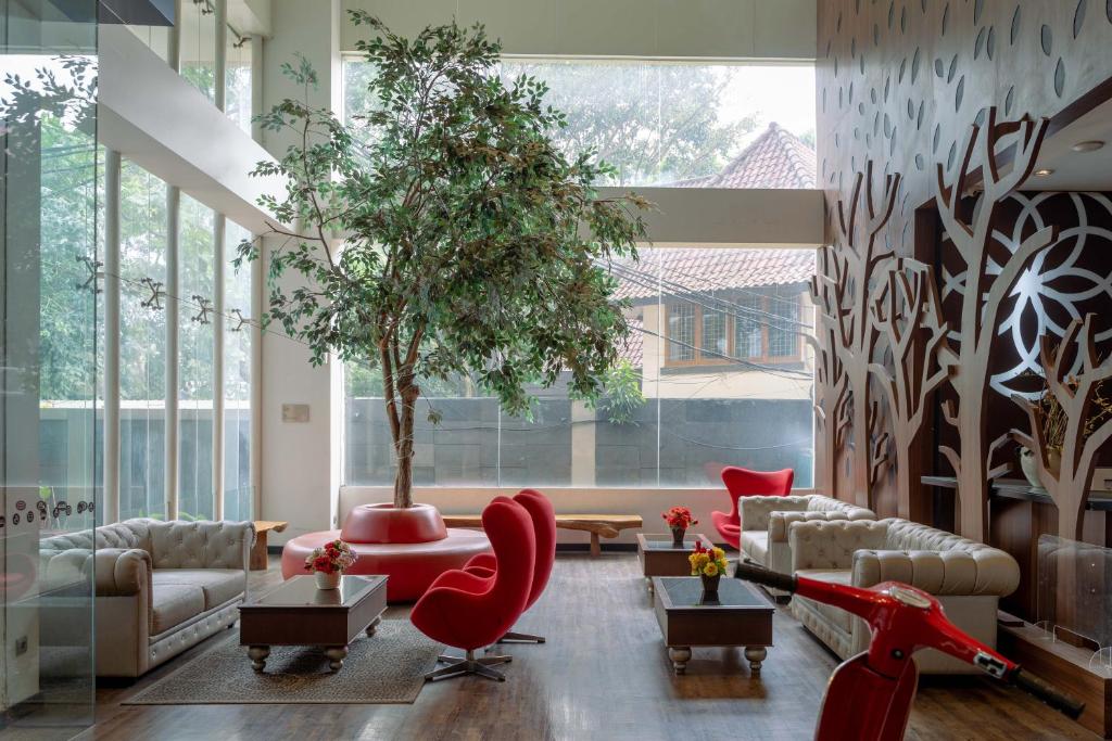Istumisnurk majutusasutuses Kalya Hotel Bandung Dago