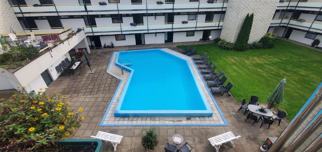 Bazén v ubytování Ferienwohnung Charlie mit Seeblick nebo v jeho okolí