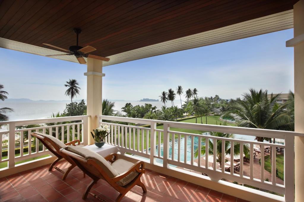 Balkón nebo terasa v ubytování Sofitel Krabi Phokeethra Golf and Spa Resort