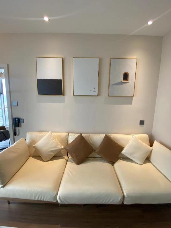Holiday Inn Express Hangzhou Westlake East by IHGにあるシーティングエリア