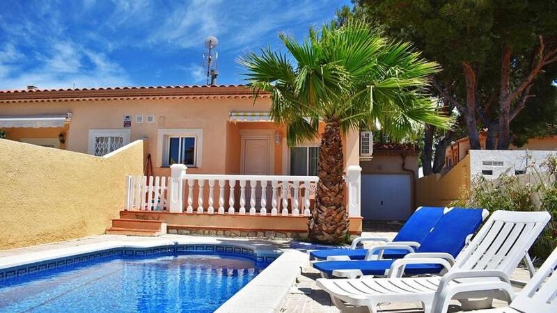 Πισίνα στο ή κοντά στο MEDDAYSCHALET TEROL CON PISCINA PRIVADA