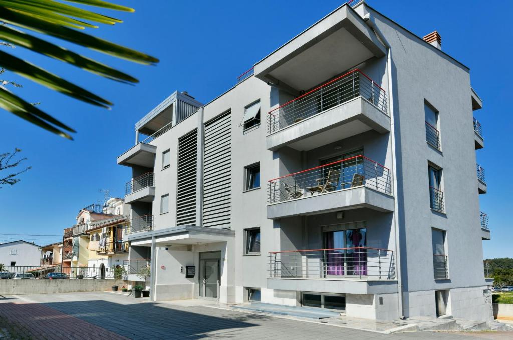 Budova, v ktorej sa apartmán nachádza