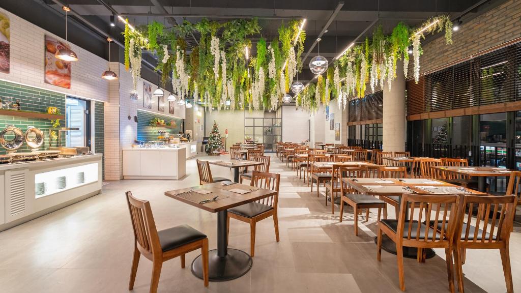 Restaurace v ubytování Hotel Schweizer Dorf Cheonan