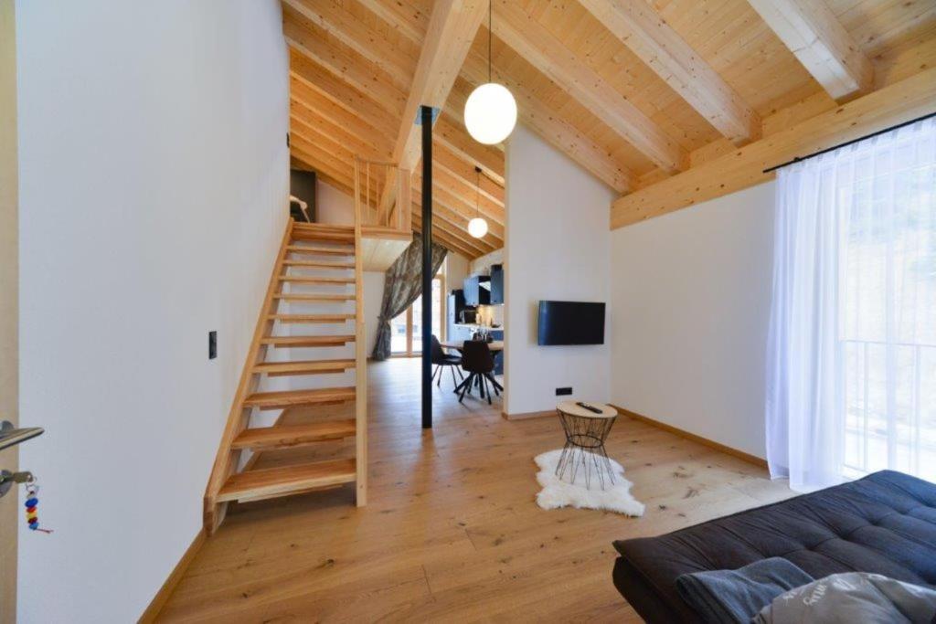TV a/nebo společenská místnost v ubytování Haus Margrith Alpenblick Appartements