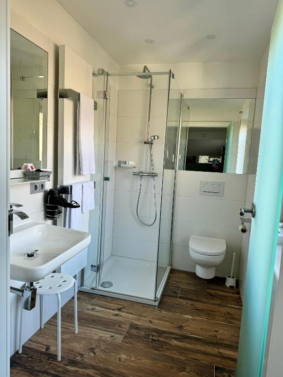 Uma casa de banho em Boutique Hotel Oase
