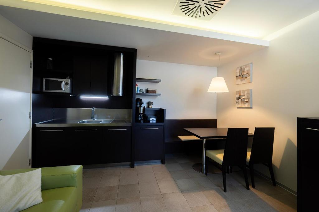 Köök või kööginurk majutusasutuses Apartments Trio