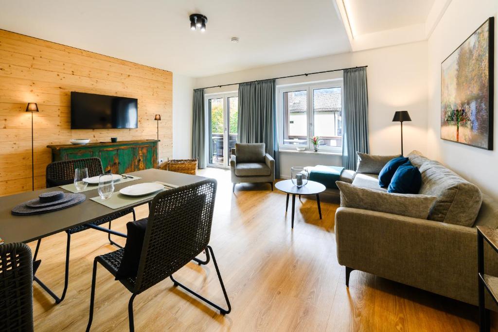 Una televisión o centro de entretenimiento en Chalet Alpenflair II