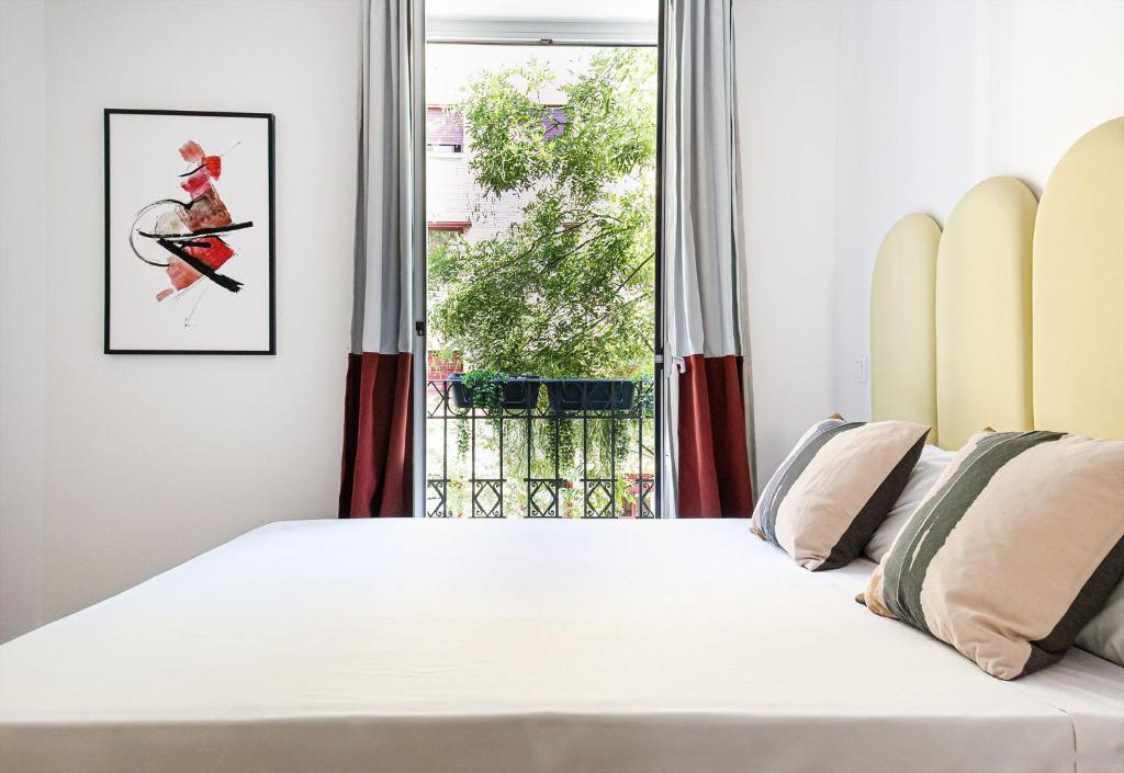 Smartr Atocha Reina Sofia - One-Bedroom Apartment