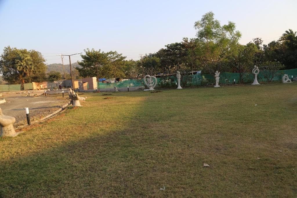 Suryaansh - Villa De Trois Chambres