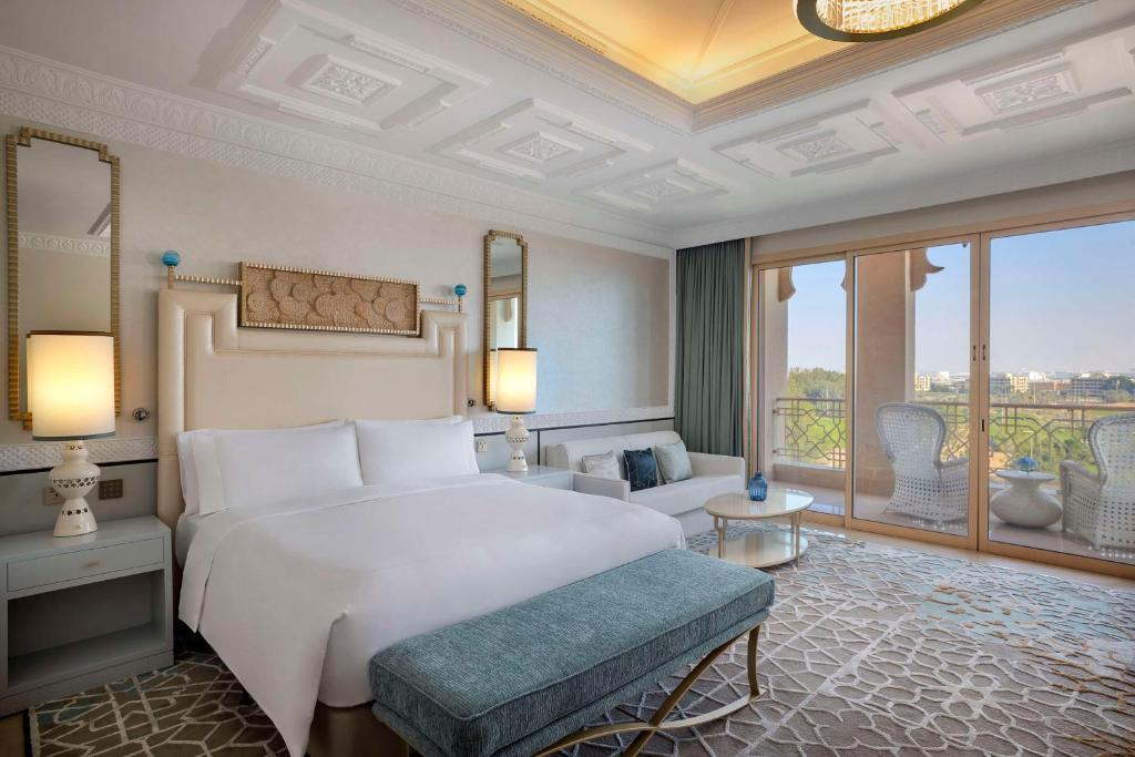 Waldorf Astoria Ras Al Khaimah - Premier King Room Con Vista Del Campo De Golf