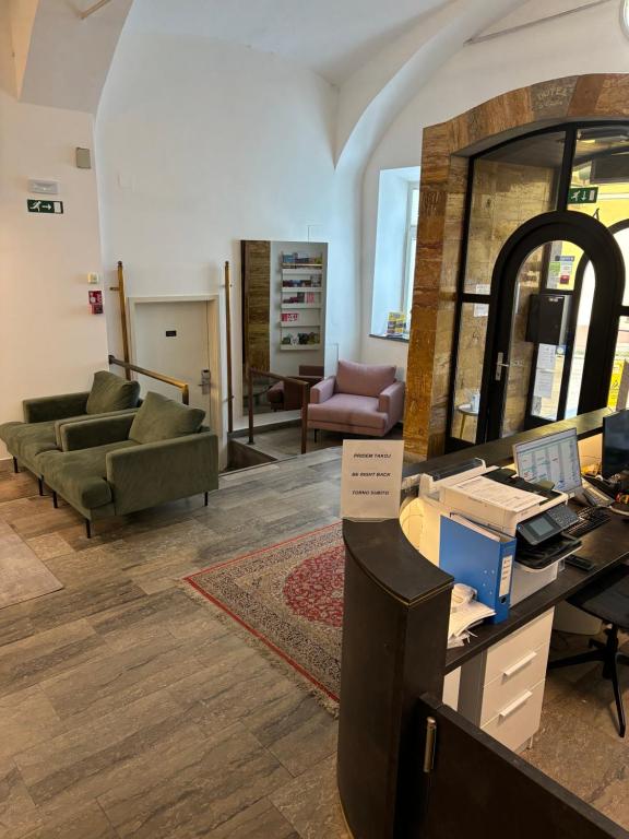 Posezení v ubytování Hotel Emonec