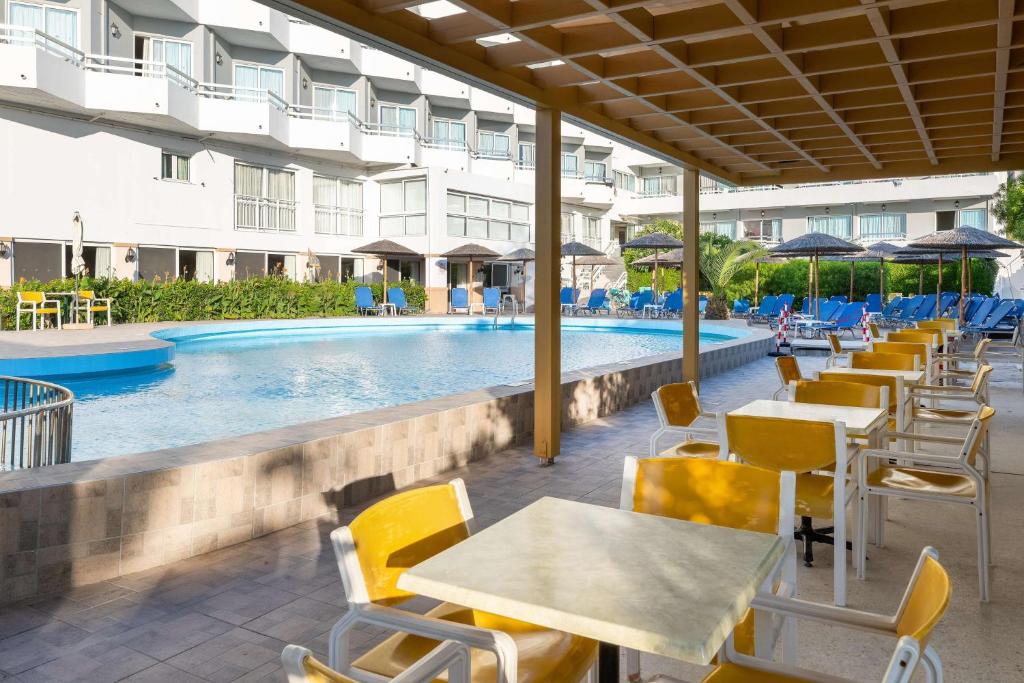 Bassein majutusasutuses Lito Hotel või selle lähedal