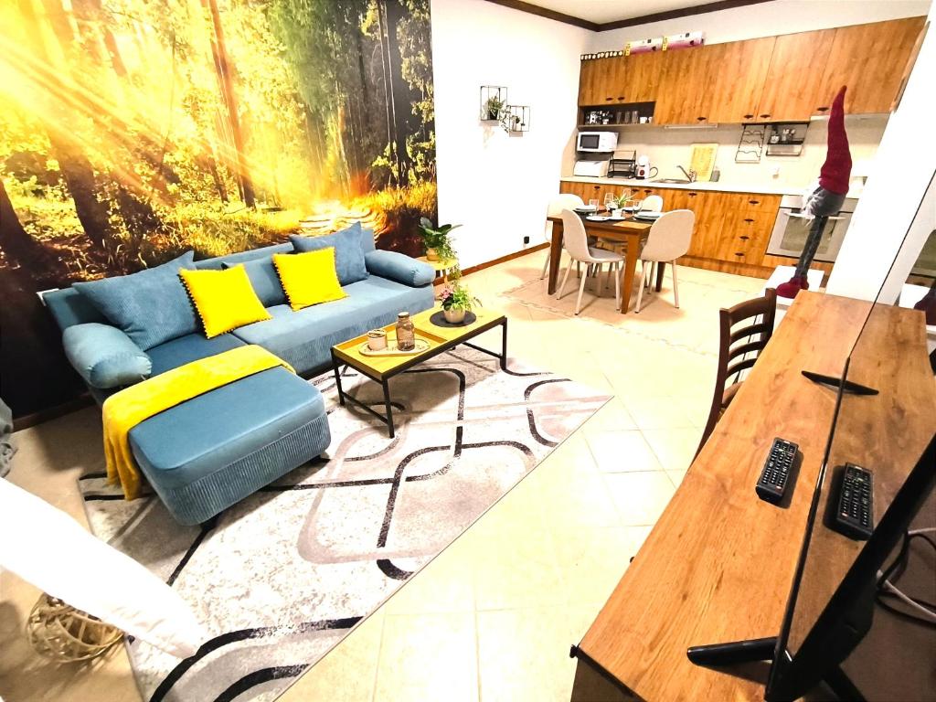 6 Luxury SPA Apartments TOP resort Bansko - incl wellness tesisinde bir oturma alanı