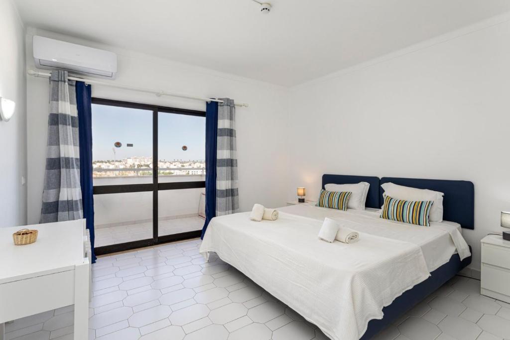 The Albufeira Concierge - Pool & Sunset Balconies