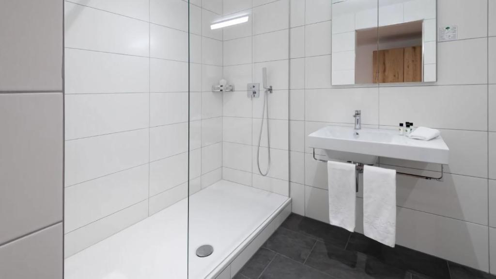 Central City Hotel Rochat - Resim 36