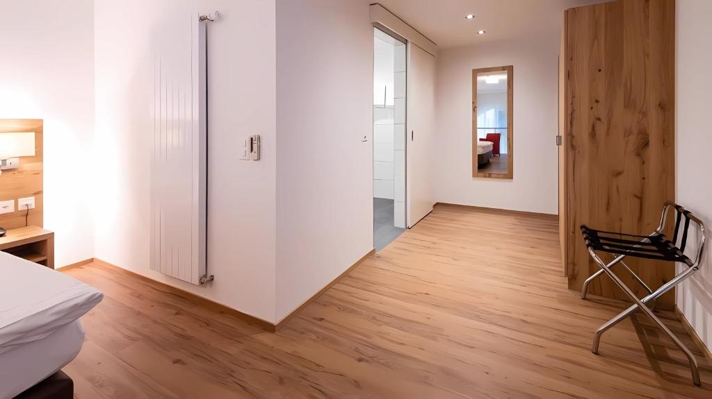 Central City Hotel Rochat - Resim 38