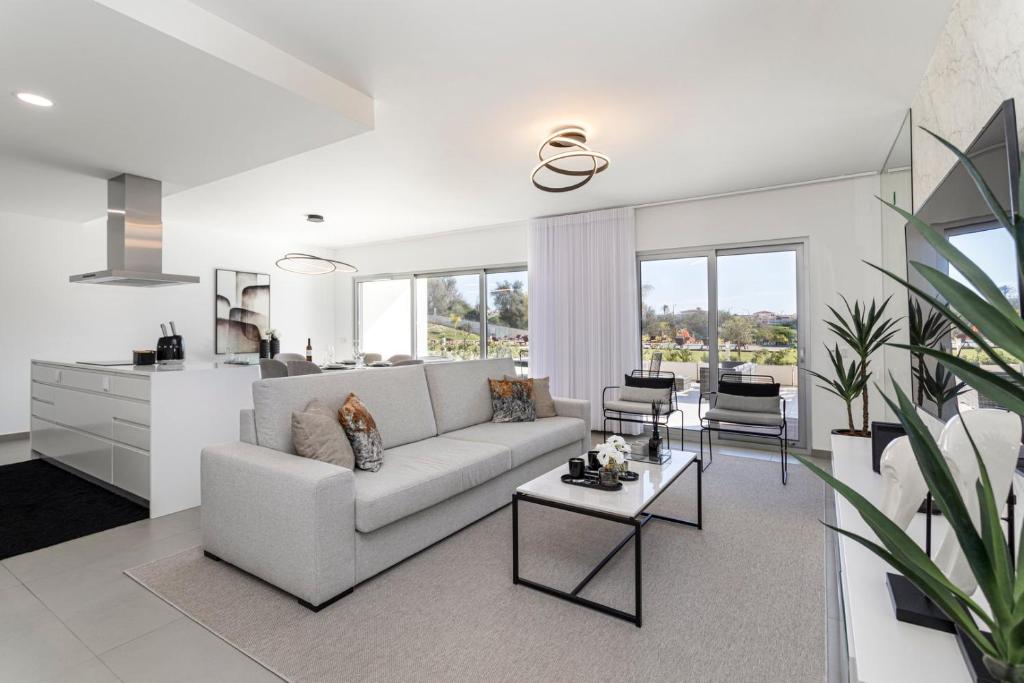 The Albufeira Concierge - Prime Lounge Design