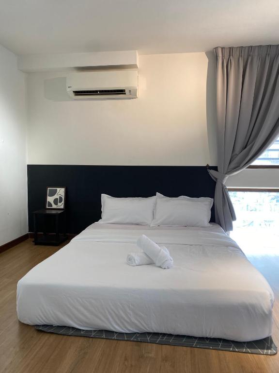 Katil atau katil-katil dalam bilik di Pinnacle Duplex@6Pax-5m Walk to Paradigm Mall+WIFI