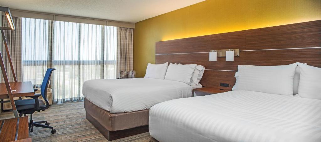 Holiday Inn Express Nags Head Oceanfront, an IHG Hotel - Habitación Queen Con Dos Camas Queen - Vista A La Ciudad