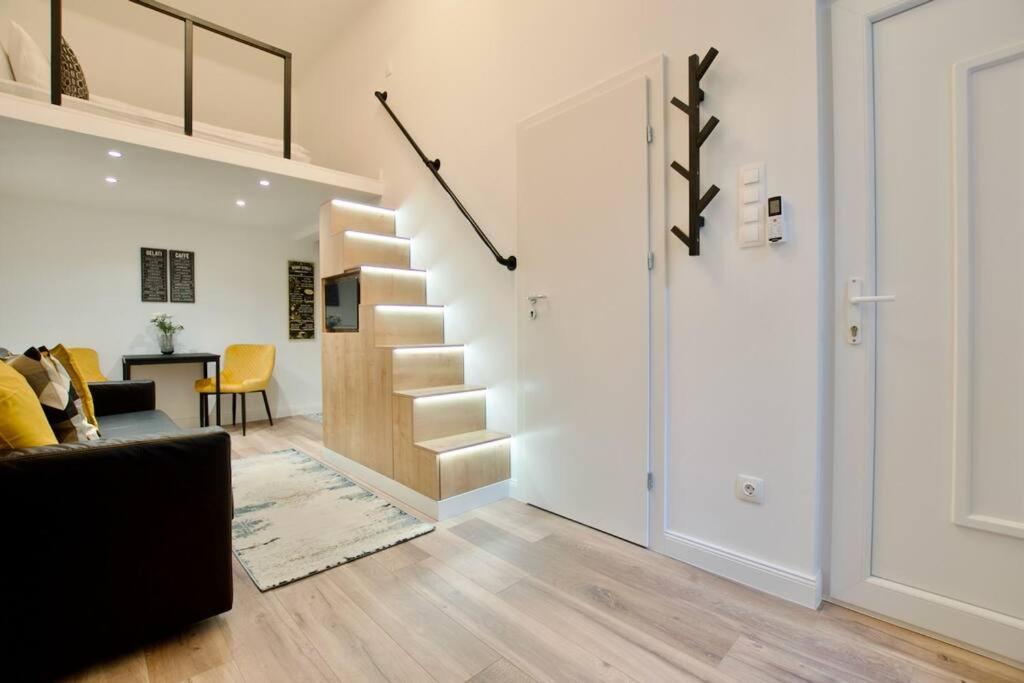 Premium Apartment by Hi5- Bródy street 1088 Budapest, 17 Bródy Sándor utca kép - 1