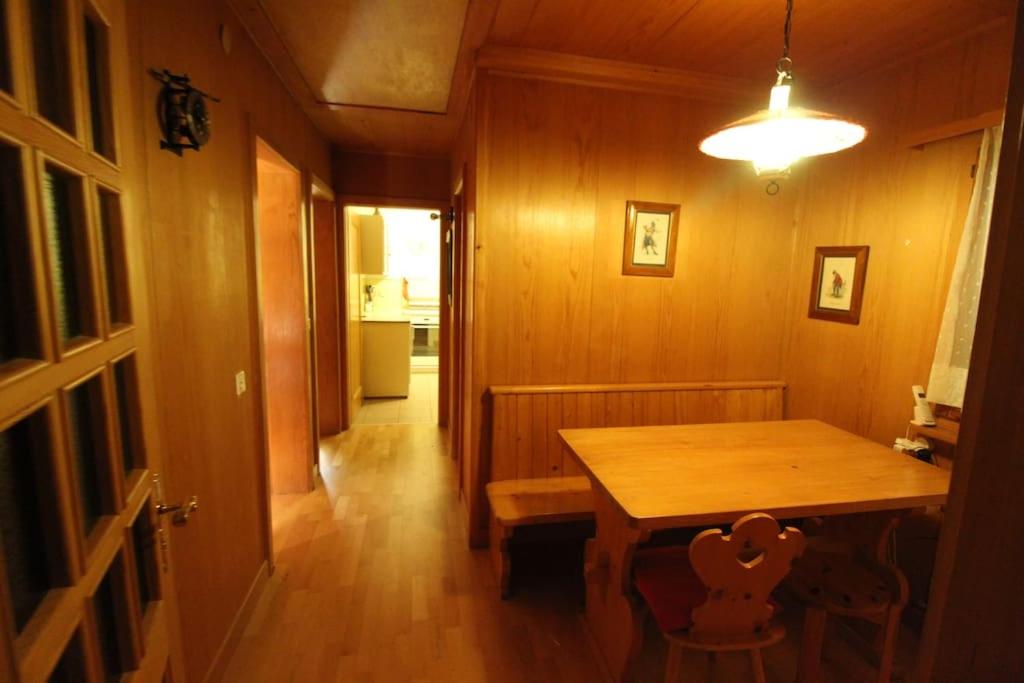 Fotografie z fotogalerie ubytování Chalet Privé avec vue imprenable sur les alpes v destinaci Crans-Montana