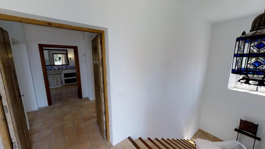 Kuchyňa alebo kuchynka v ubytovaní Spacious Andalusian-inspired Villa with Scenic Views