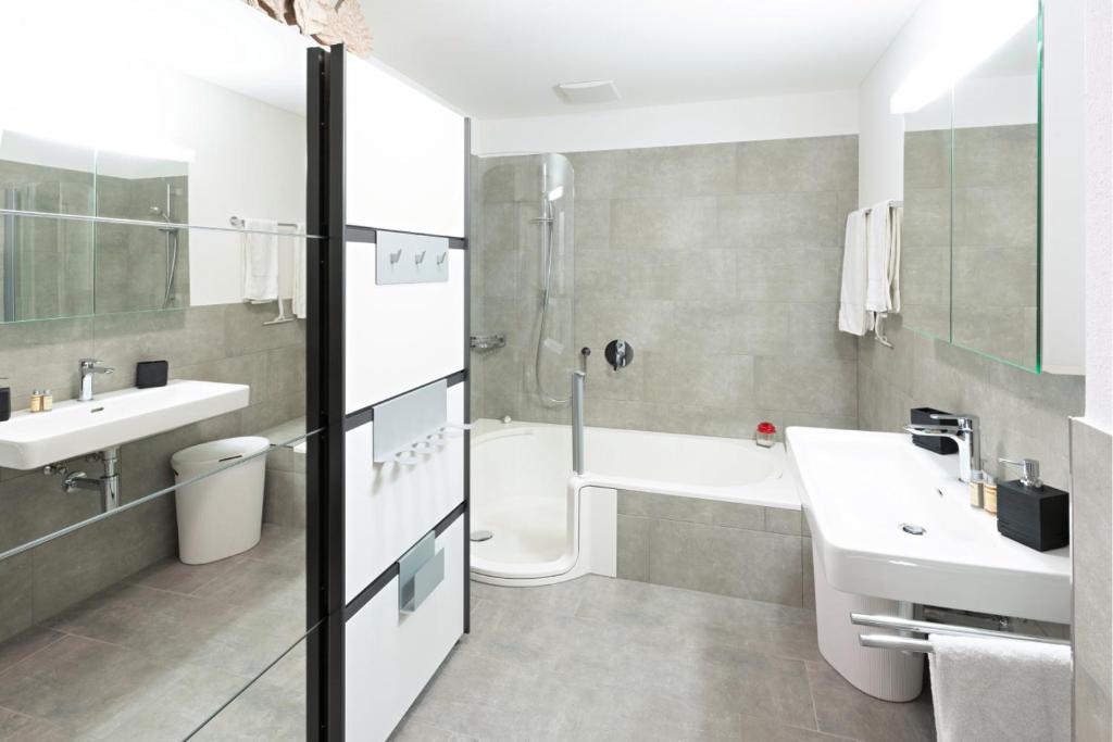 Koupelna v ubytování Exklusive 2,5 Zimmer Wohnung