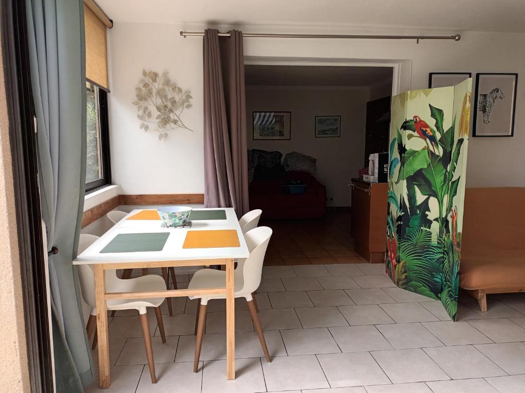 Appartement avec jardin à 200m de la plage - Housity
