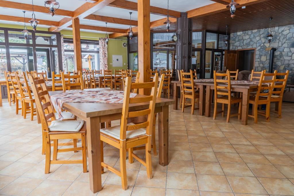 Restaurace v ubytování Penzion U rybníka