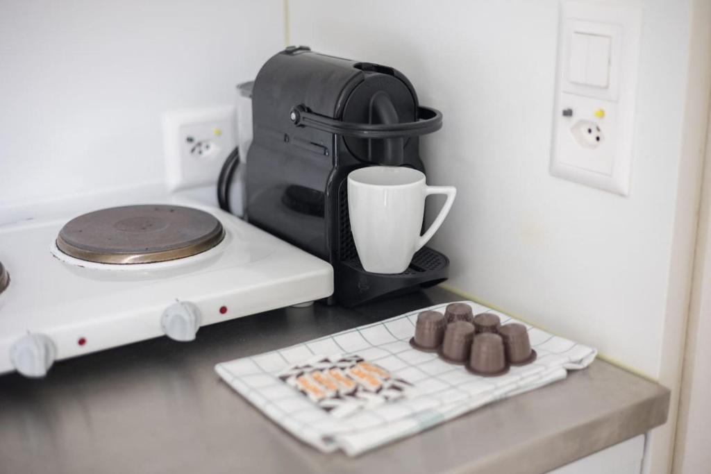 Urban Oasis with Queen Bed and View BE-19 - Resim 13