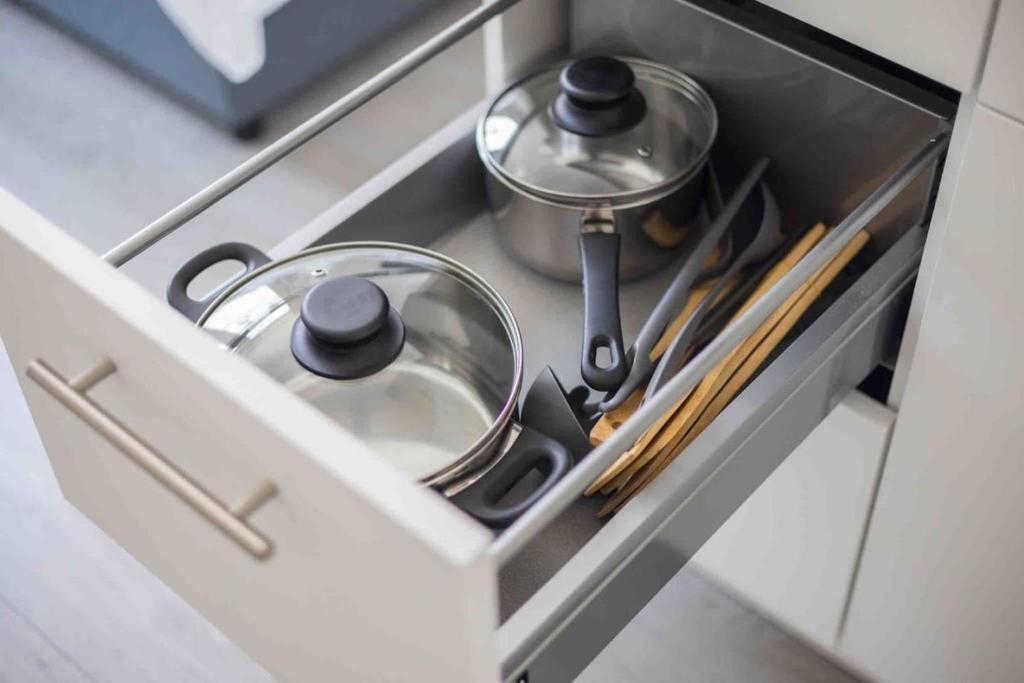 Urban Oasis with Queen Bed and View BE-33 - Resim 13