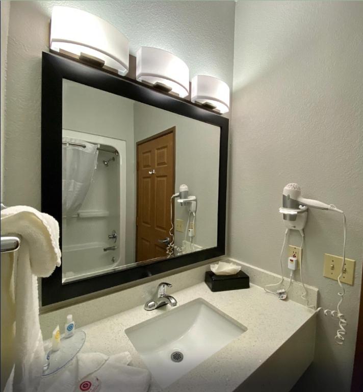 Comfort Inn Owasso – Tulsa photo