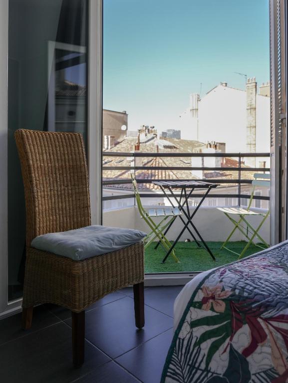 Balkón nebo terasa v ubytování Celenya Hôtel