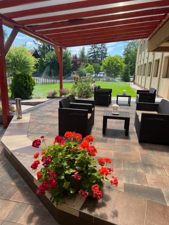 Zahrada ubytování Hotel Írisz