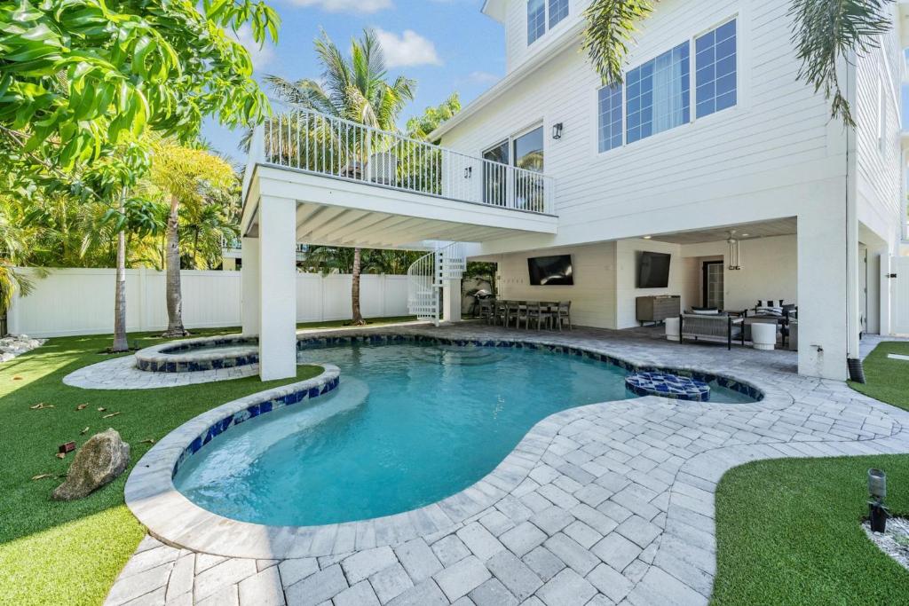Image result for Modern Luxury Beach Oasis!, Anna Maria (preços atualizados para 2025)