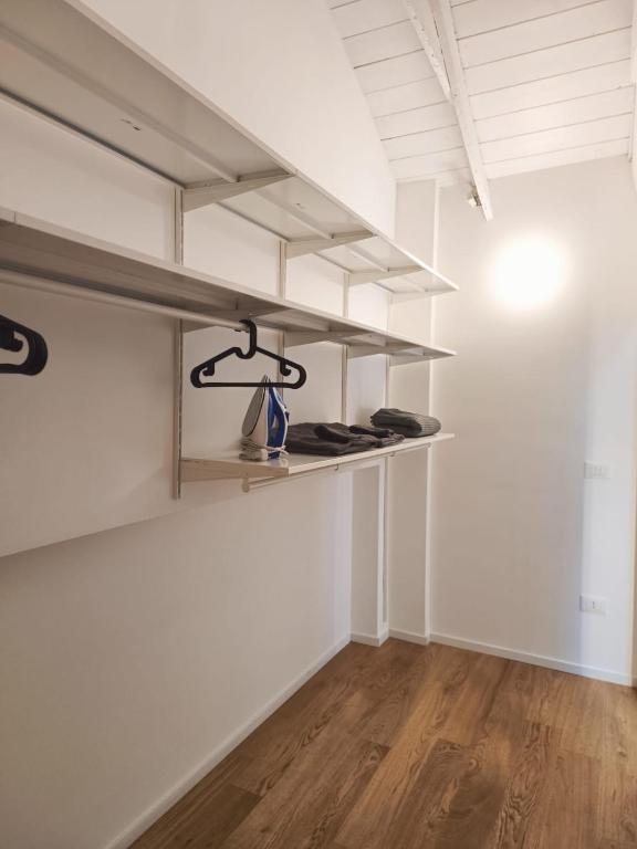 Kuchyň nebo kuchyňský kout v ubytování YR Apartments Milan - Bocconi