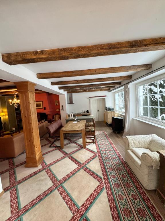 Posezení v ubytování Fürstliches Appartement in Reith bei Kitzbühel