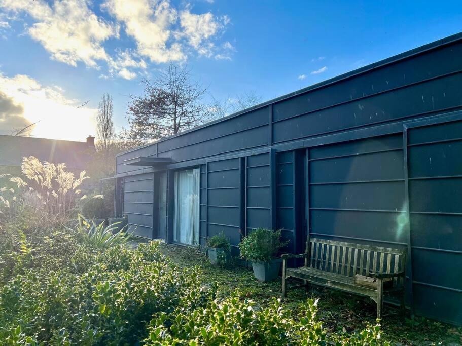 Photo de la galerie de l'établissement Maison d’architecte 5 p sur les rives du Jaudy, à Langoat