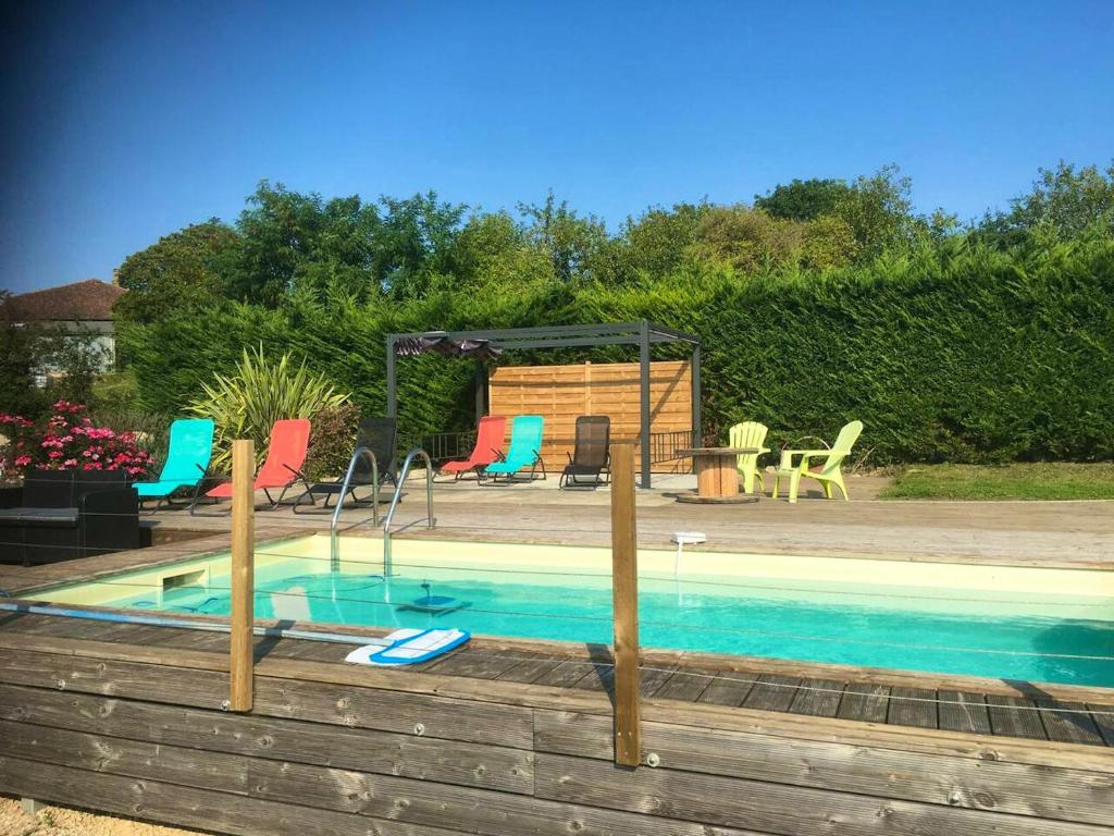 Villa de 5 chambres avec piscine privee jardin amenage et wifi a Montgaillard tesisinde veya buraya yakın yüzme havuzu