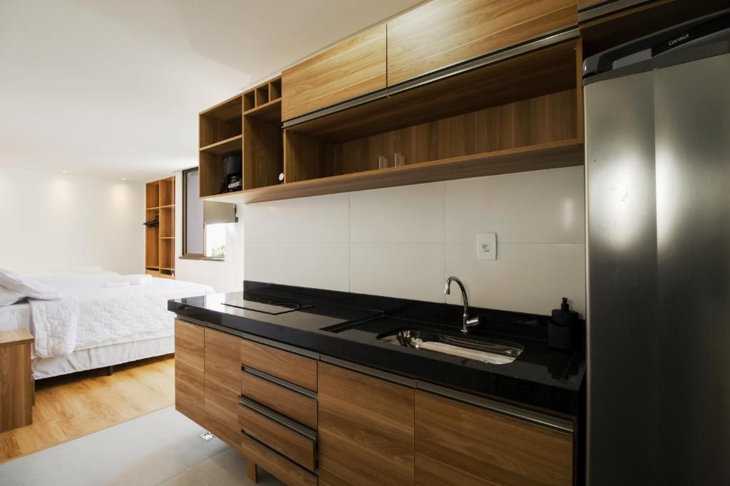 Kuchyň nebo kuchyňský kout v ubytování Ilhéus Praia Hotel