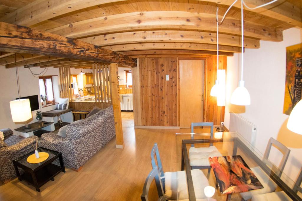 Fotografie z fotogalerie ubytování Casa Feliu v destinaci Isil