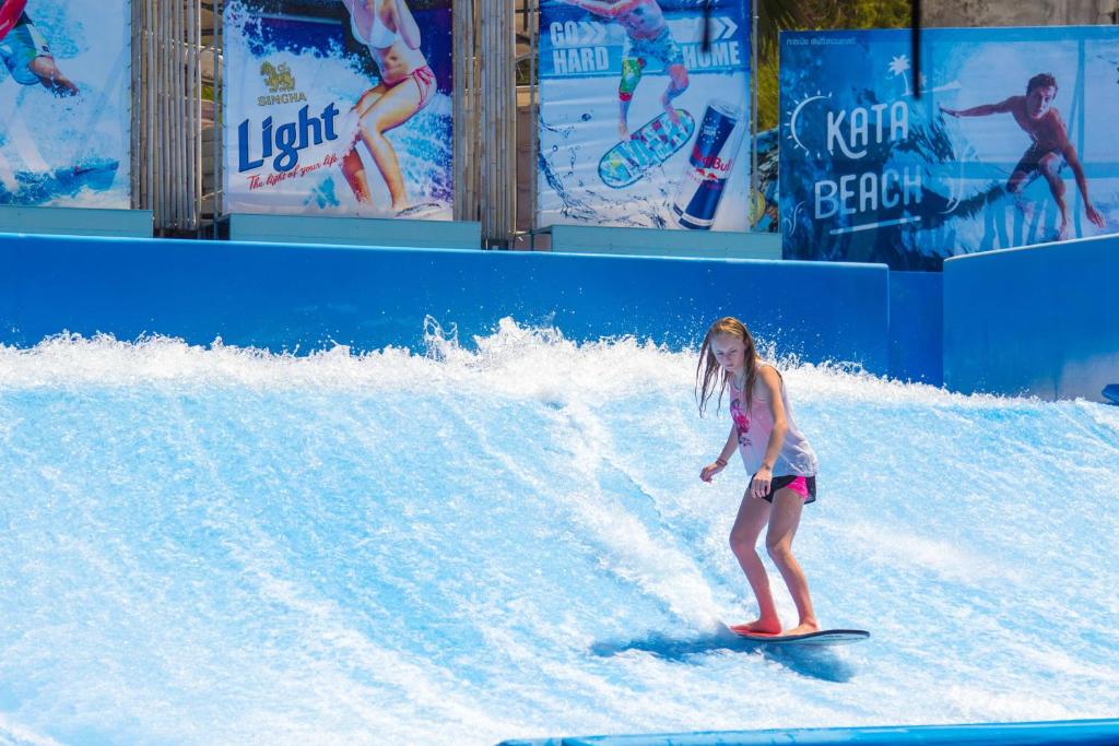 KK Karon Kata Boutique Hotel - Resim 23