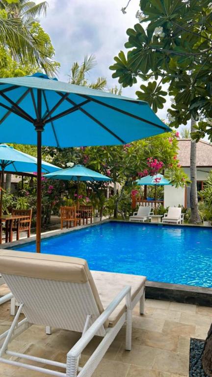 Bazén v ubytování Unzipp Bungalows Gili Air nebo v jeho okolí