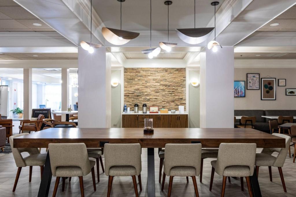Four Points by Sheraton York photo