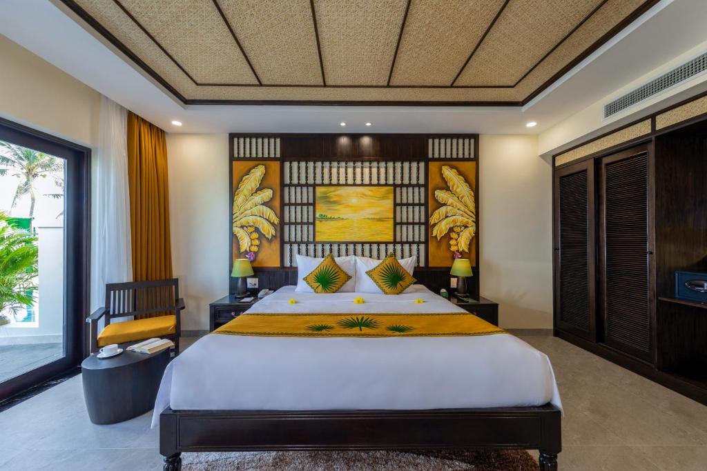 BIỆT THỰ NHÌN RA BIỂN 3 PHÒNG NGỦ CÓ HỒ BƠI RIÊNG