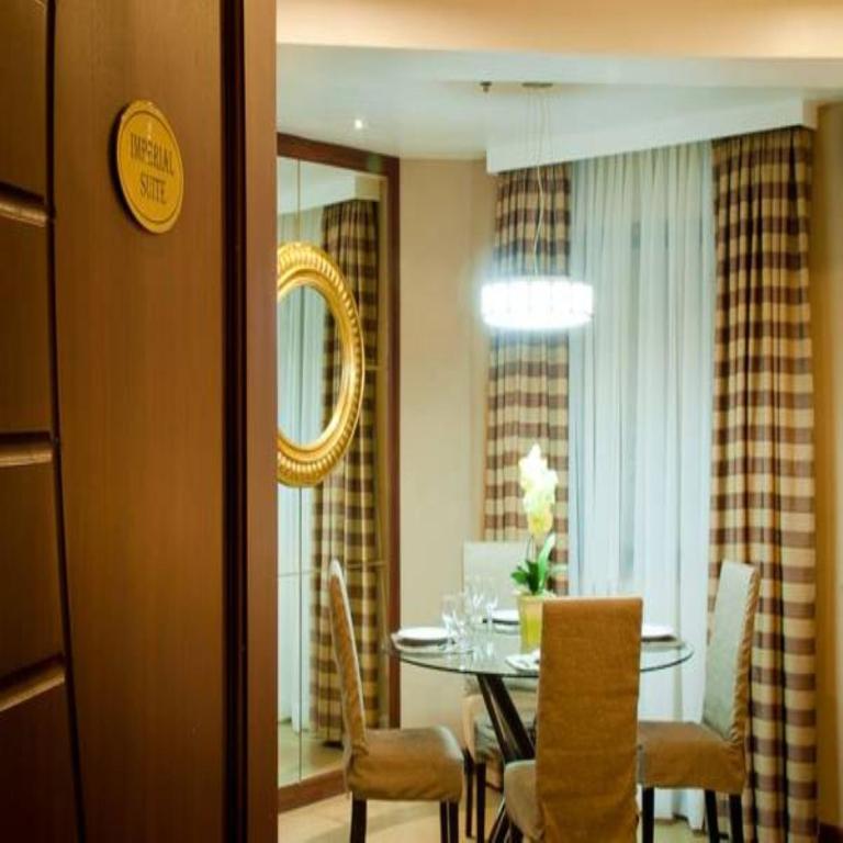 Fotografie z fotogalerie ubytování Royal Garden Hotel v Ozamisu
