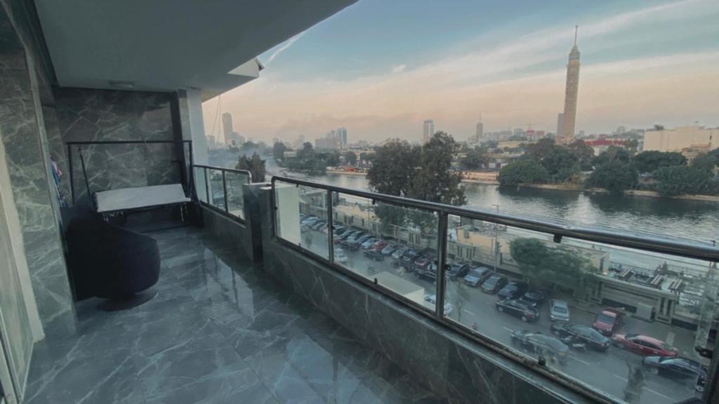 Royal apartment directly on the river nile, Cairo (updated prices 2024)