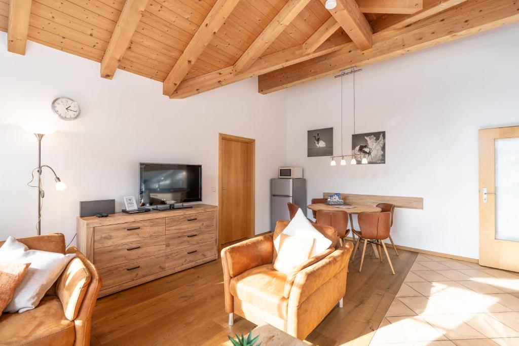 TV a/nebo společenská místnost v ubytování Haus Göhl
